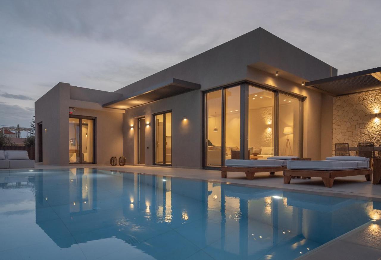 Athina Luxury Villa, With Pool & Walk To The Beach, By Thinkvilla Chania  Exterior foto