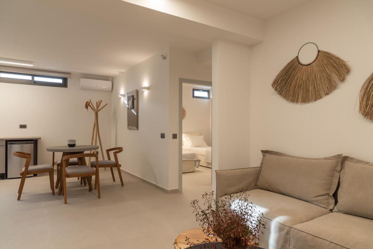 Athina Luxury Villa, With Pool & Walk To The Beach, By Thinkvilla Chania  Exterior foto